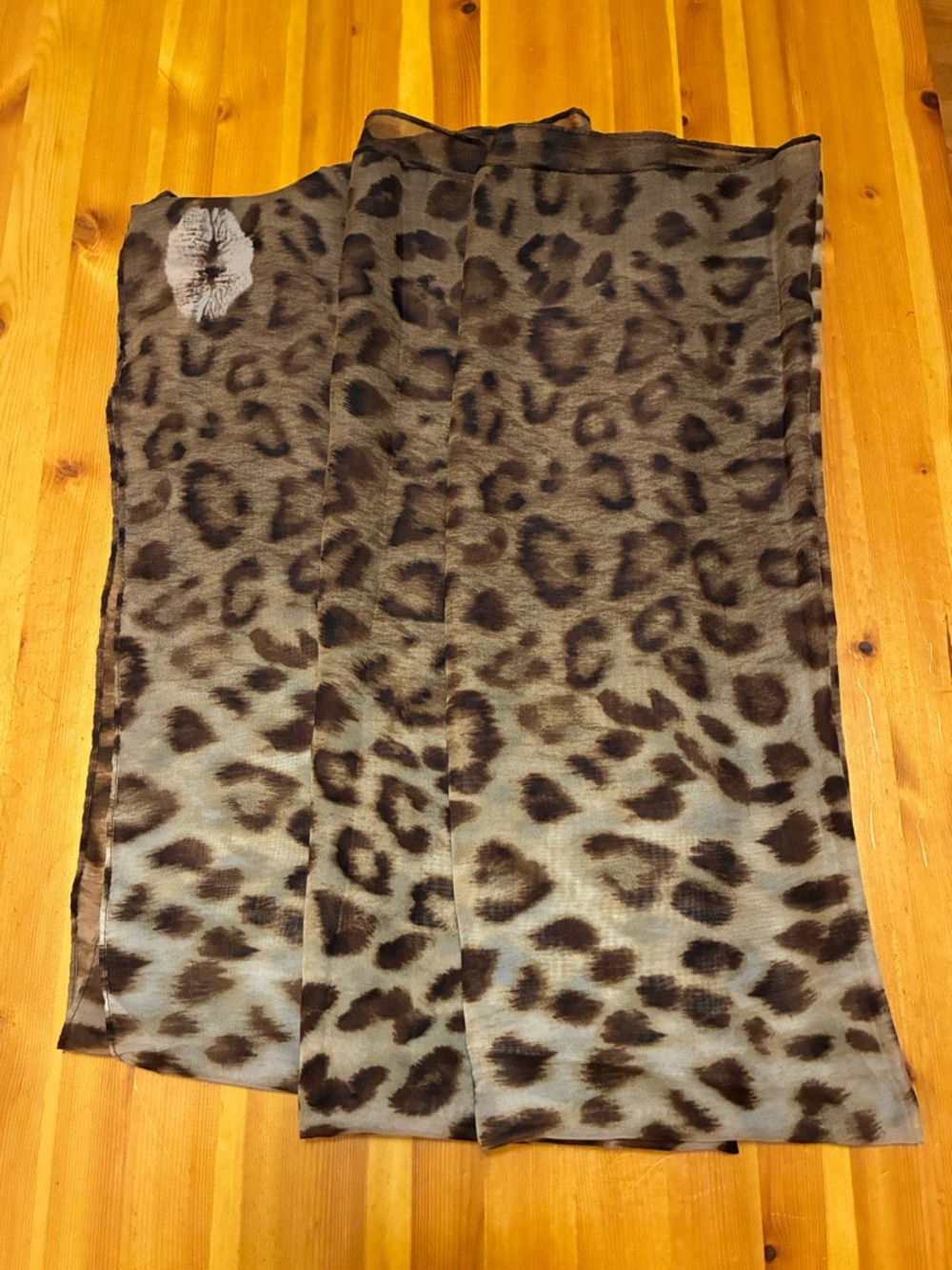 Chico's Brown Leopard Print Large Lightweight Scarf - Picture 5 of 11